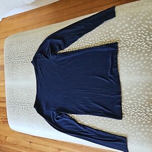 Gap navy blue long sleeve Tee
